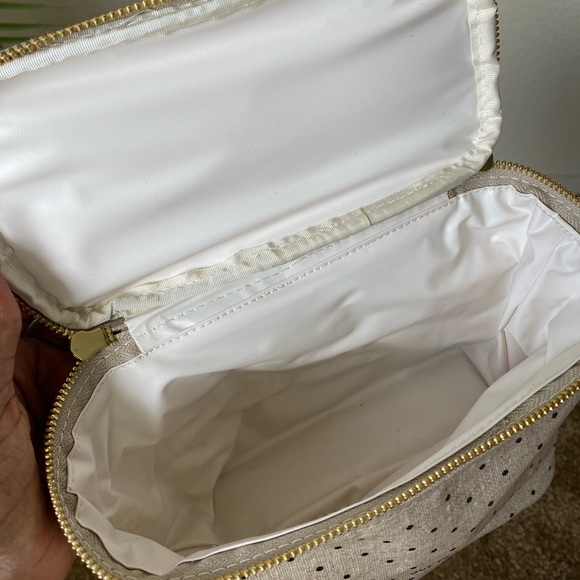 Kate Spade Out to Lunch tote/toiletry bag - Picture 4 of 4